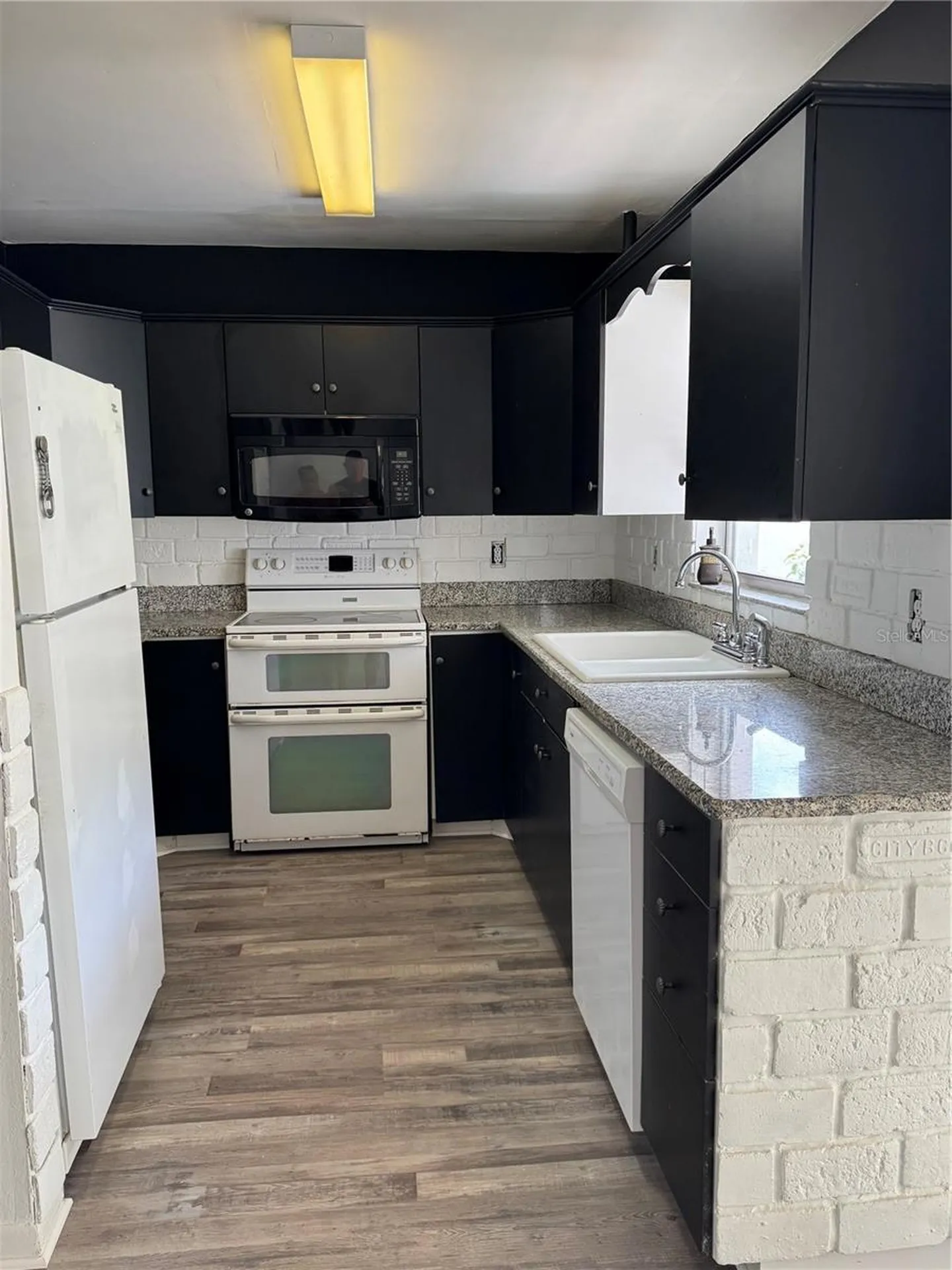 2074 Dodge Street Clearwater FL 33760