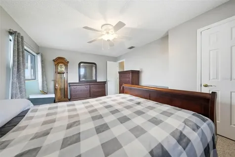 29116 Beauclaire Drive Tavares FL 32778