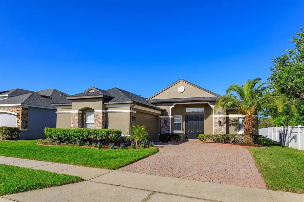 1572 Saint Regis Point Sanford FL 32771