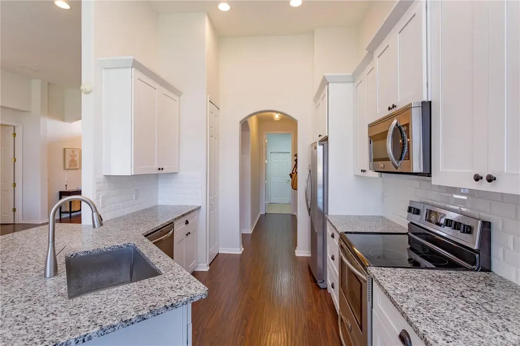 1572 Saint Regis Point Sanford FL 32771
