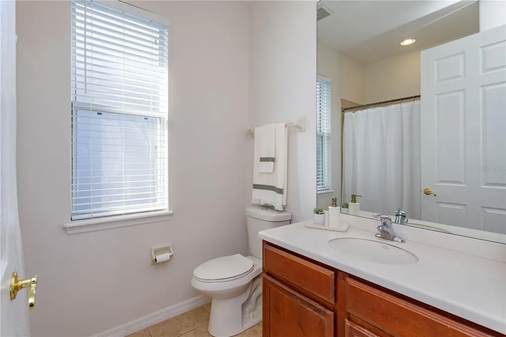 1572 Saint Regis Point Sanford FL 32771