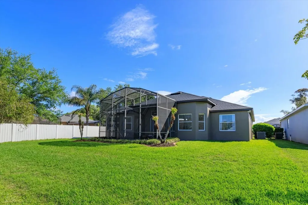 1572 Saint Regis Point Sanford FL 32771