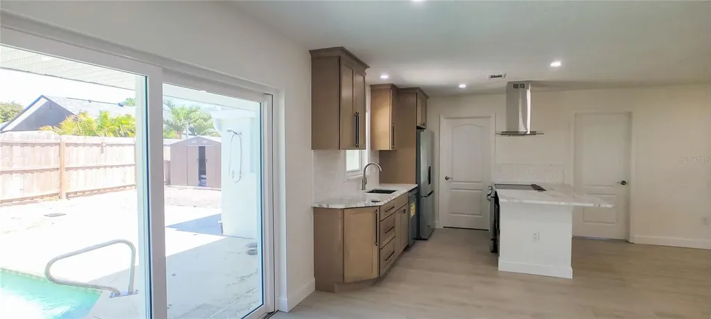 4018 29th Avenue W Bradenton FL 34205