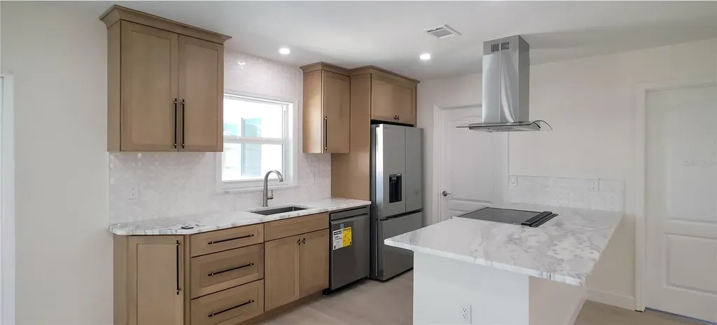 4018 29th Avenue W Bradenton FL 34205