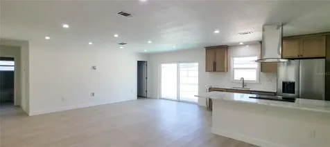 4018 29th Avenue W Bradenton FL 34205