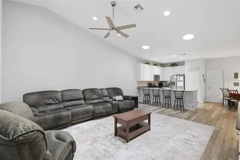 205 Merlot Street Deland FL 32724