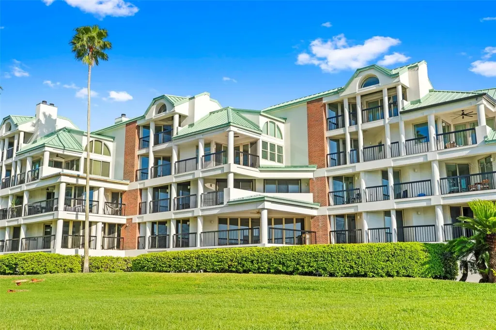 943 Seddon Cove Way Tampa FL 33602
