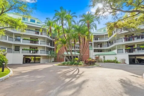 943 Seddon Cove Way Tampa FL 33602