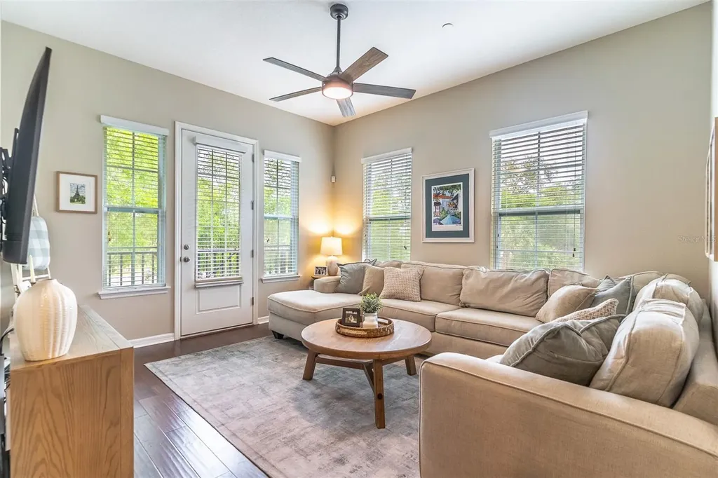 710 Catalonia Cove Oviedo FL 32765