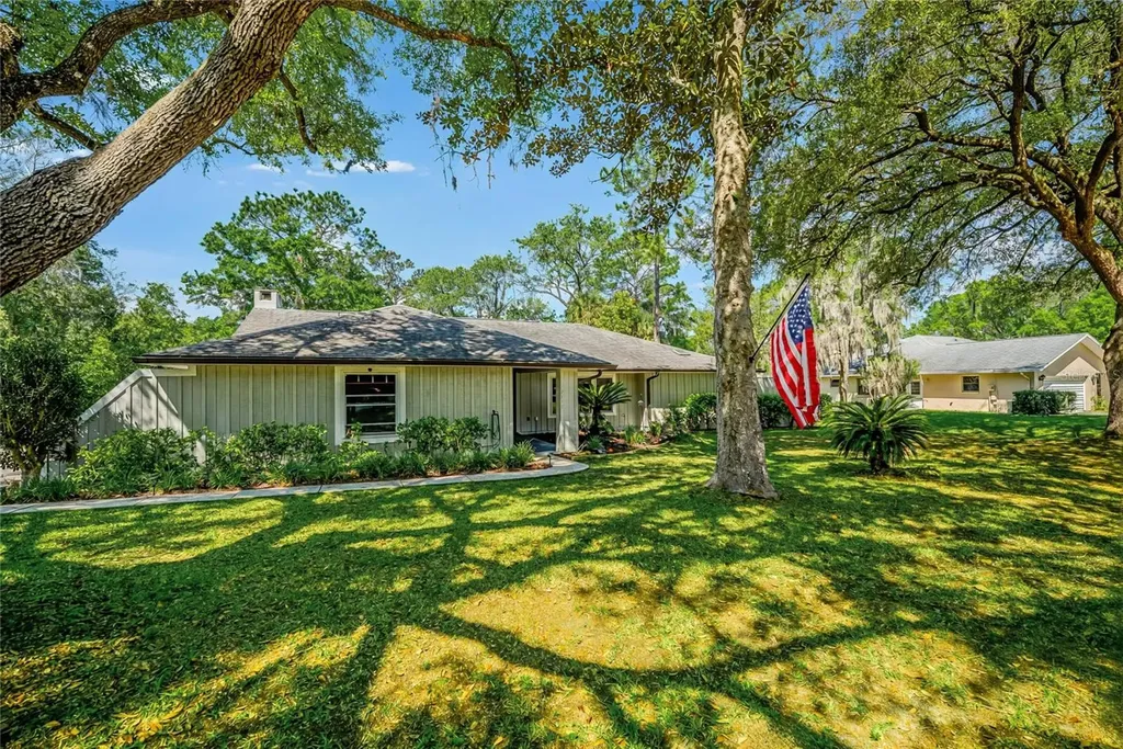 19810 SW 85th Loop Dunnellon FL 34432