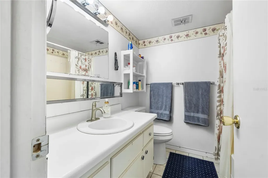 2525 W Bay Drive Belleair Bluffs FL 33770