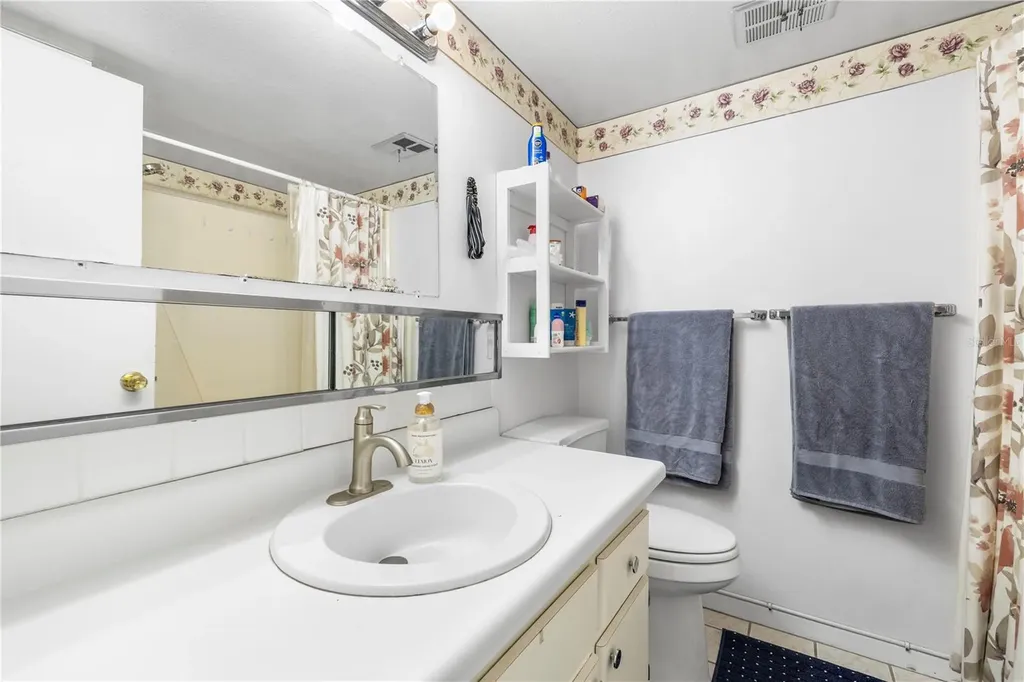 2525 W Bay Drive Belleair Bluffs FL 33770