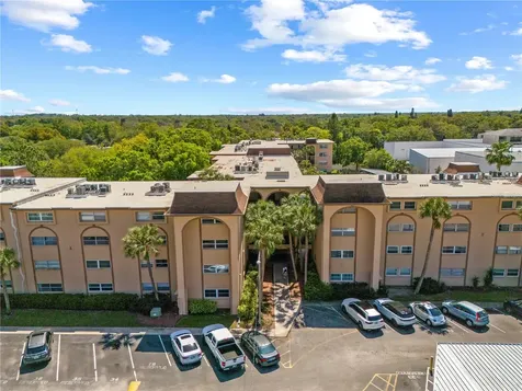2525 W Bay Drive Belleair Bluffs FL 33770