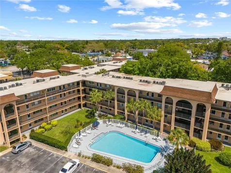 2525 W Bay Drive Belleair Bluffs FL 33770