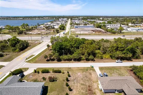 7679 Castleberry Terrace Englewood FL 34224