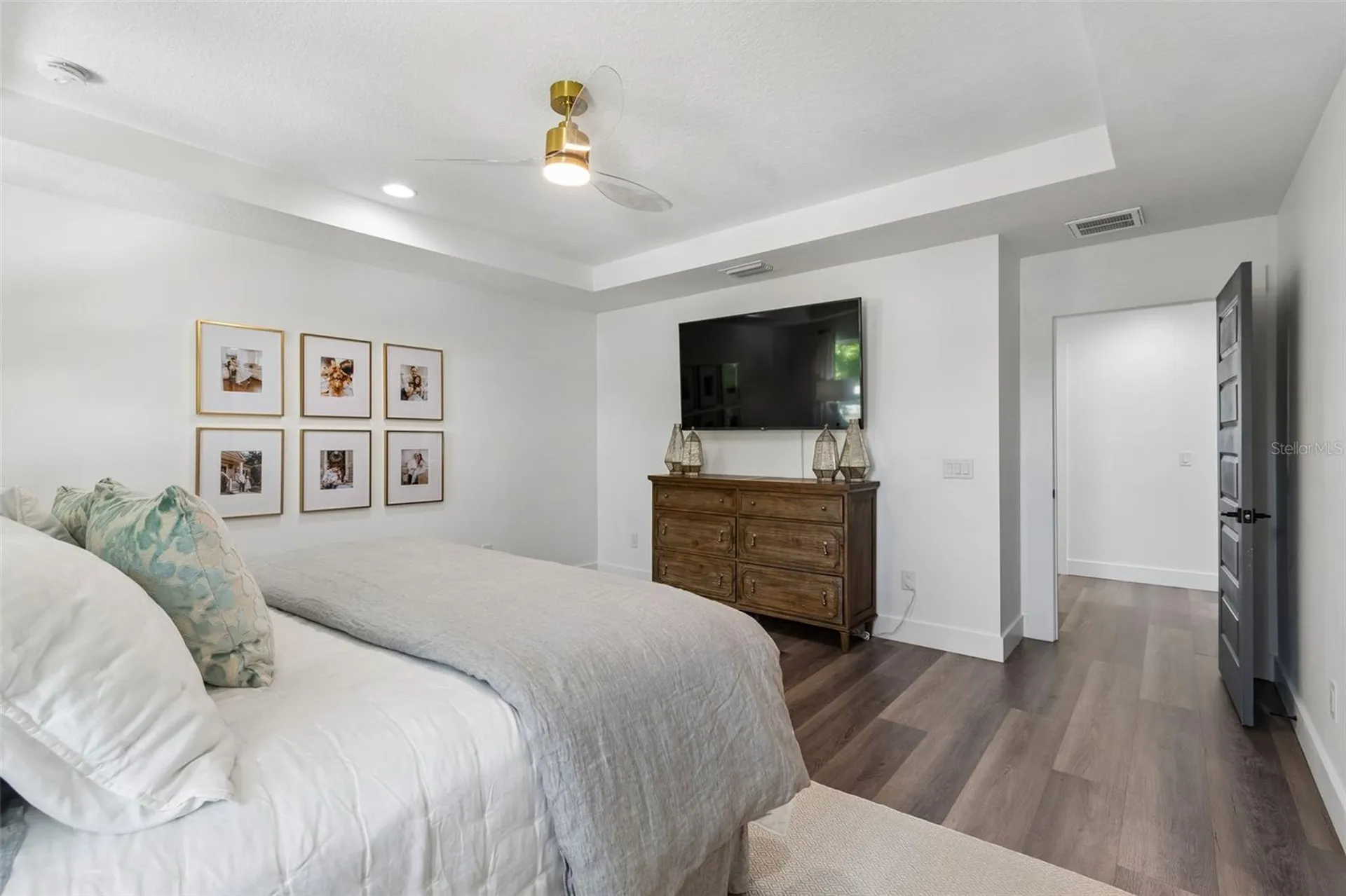 3209 W Rogers Avenue Tampa FL 33611
