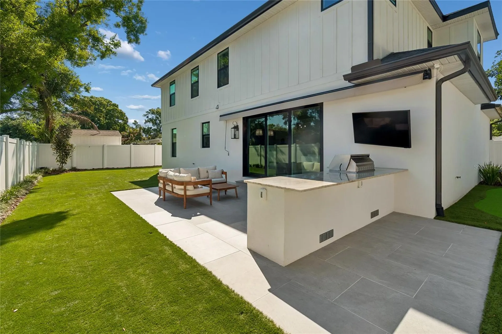 3209 W Rogers Avenue Tampa FL 33611