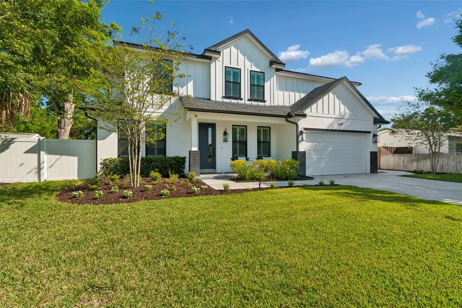 3209 W Rogers Avenue Tampa FL 33611