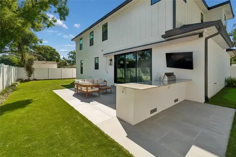 3209 W Rogers Avenue Tampa FL 33611