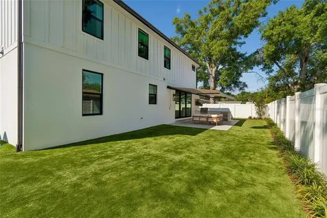 3209 W Rogers Avenue Tampa FL 33611