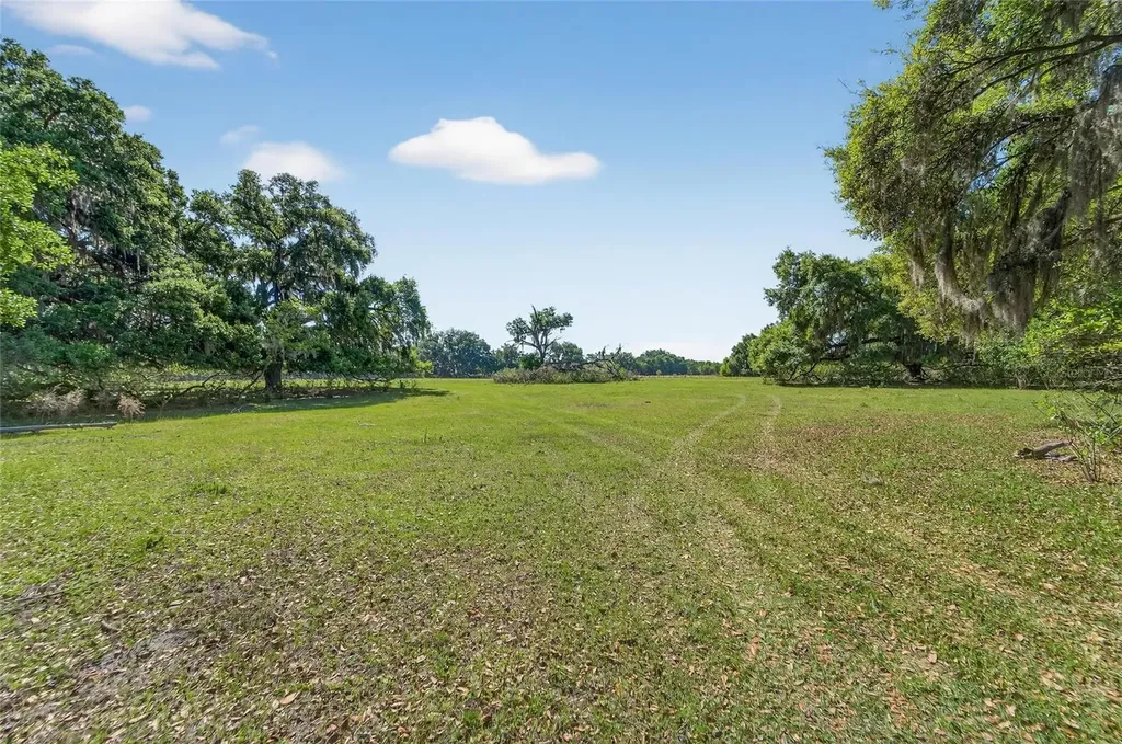 Carlton Road Plant City FL 33565