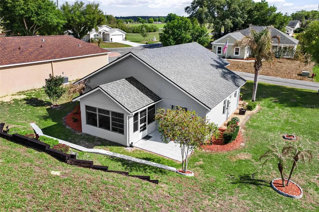 93 Fairway Circle Umatilla FL 32784
