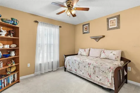 93 Fairway Circle Umatilla FL 32784