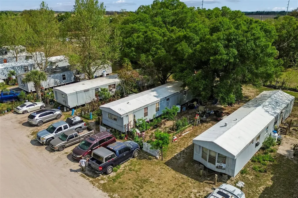 610 Railroad Street Wimauma FL 33598