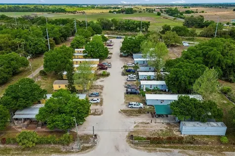 610 Railroad Street Wimauma FL 33598