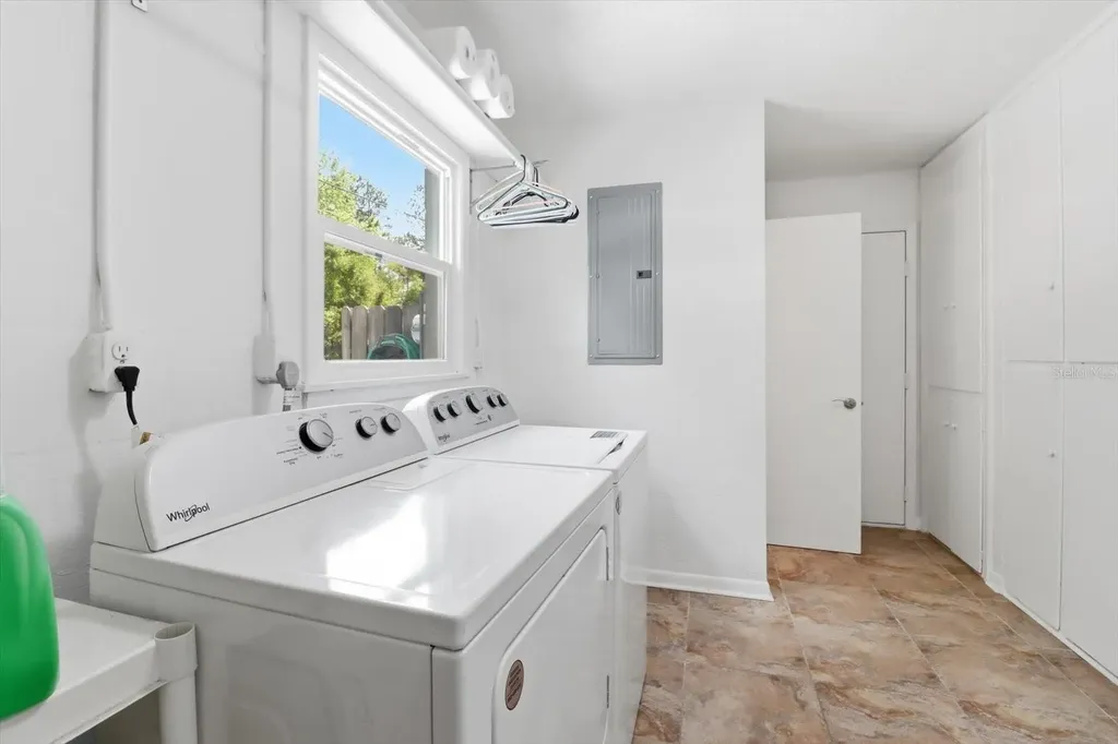 24576 NW Falcon Avenue Dunnellon FL 34431