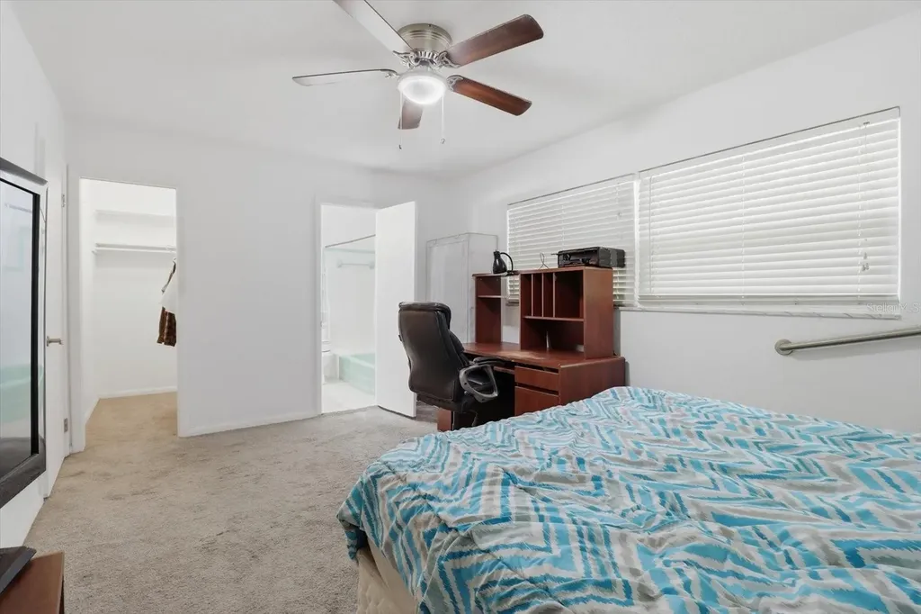 24576 NW Falcon Avenue Dunnellon FL 34431
