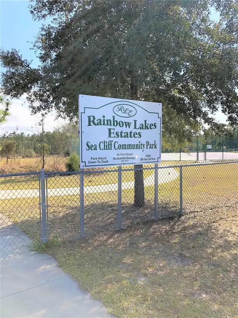 24576 NW Falcon Avenue Dunnellon FL 34431