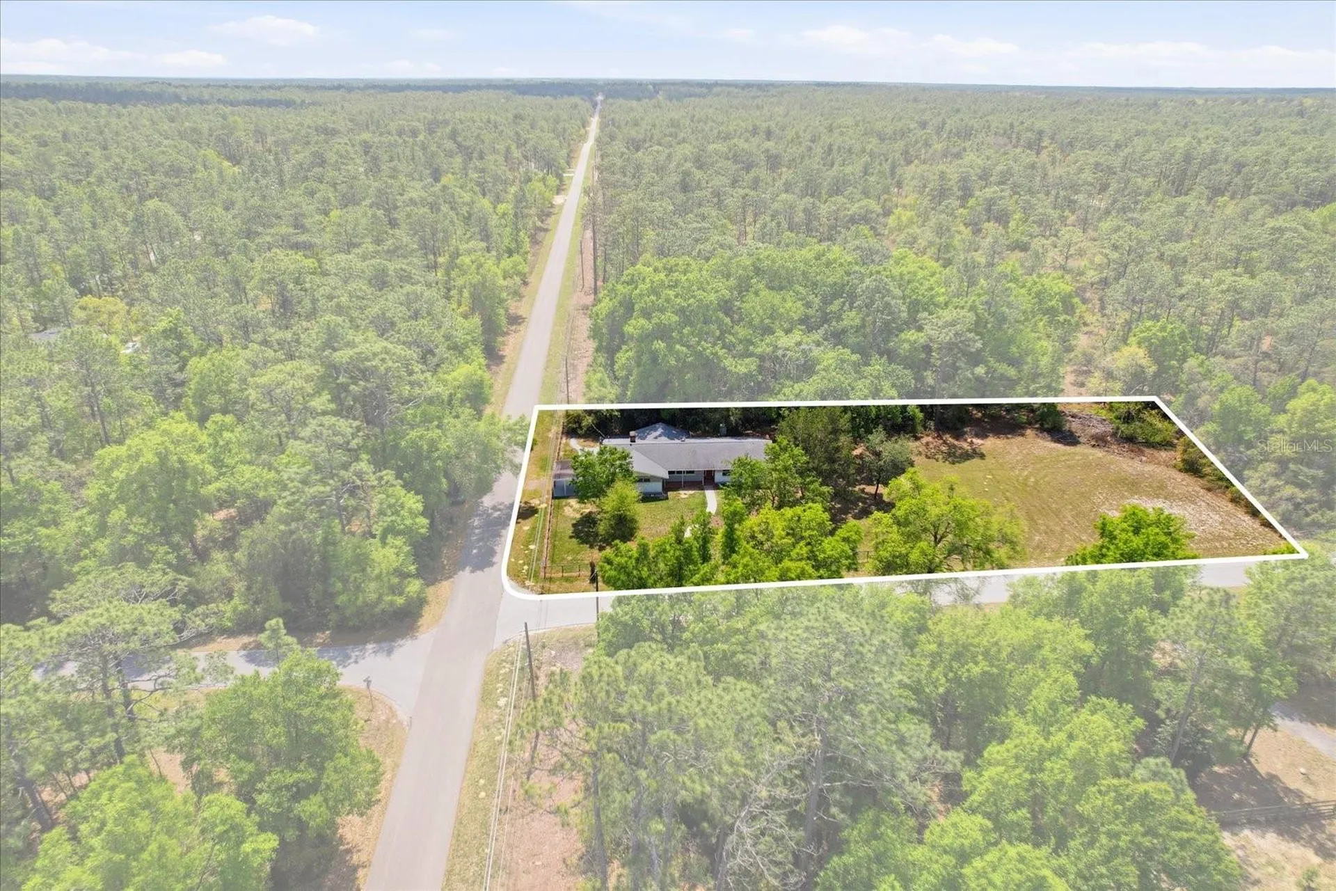24576 NW Falcon Avenue Dunnellon FL 34431