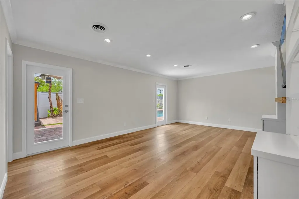2112 Chippewa Trail Maitland FL 32751
