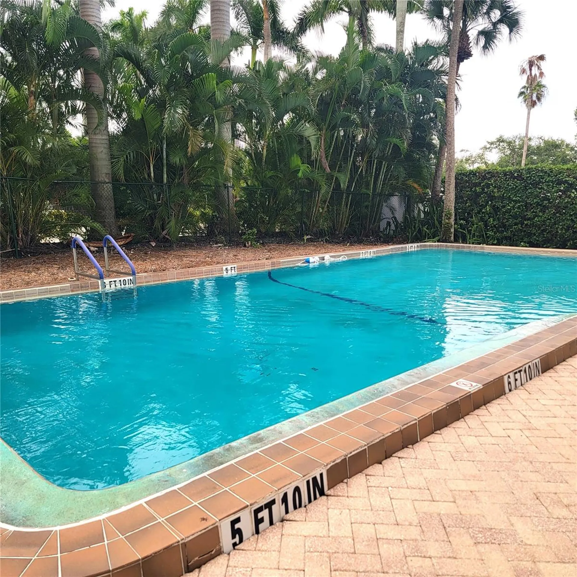 435 S Gulfstream Avenue Sarasota FL 34236