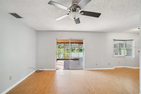 2024 W Sitka Street Tampa FL 33604