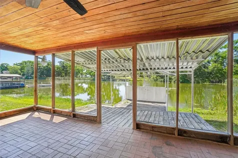 2024 W Sitka Street Tampa FL 33604