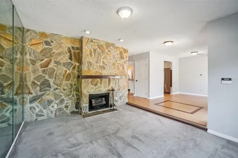 2024 W Sitka Street Tampa FL 33604