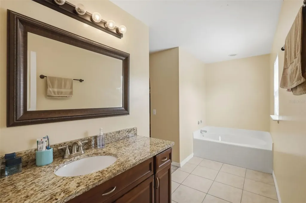 1142 Normandy Drive Kissimmee FL 34759