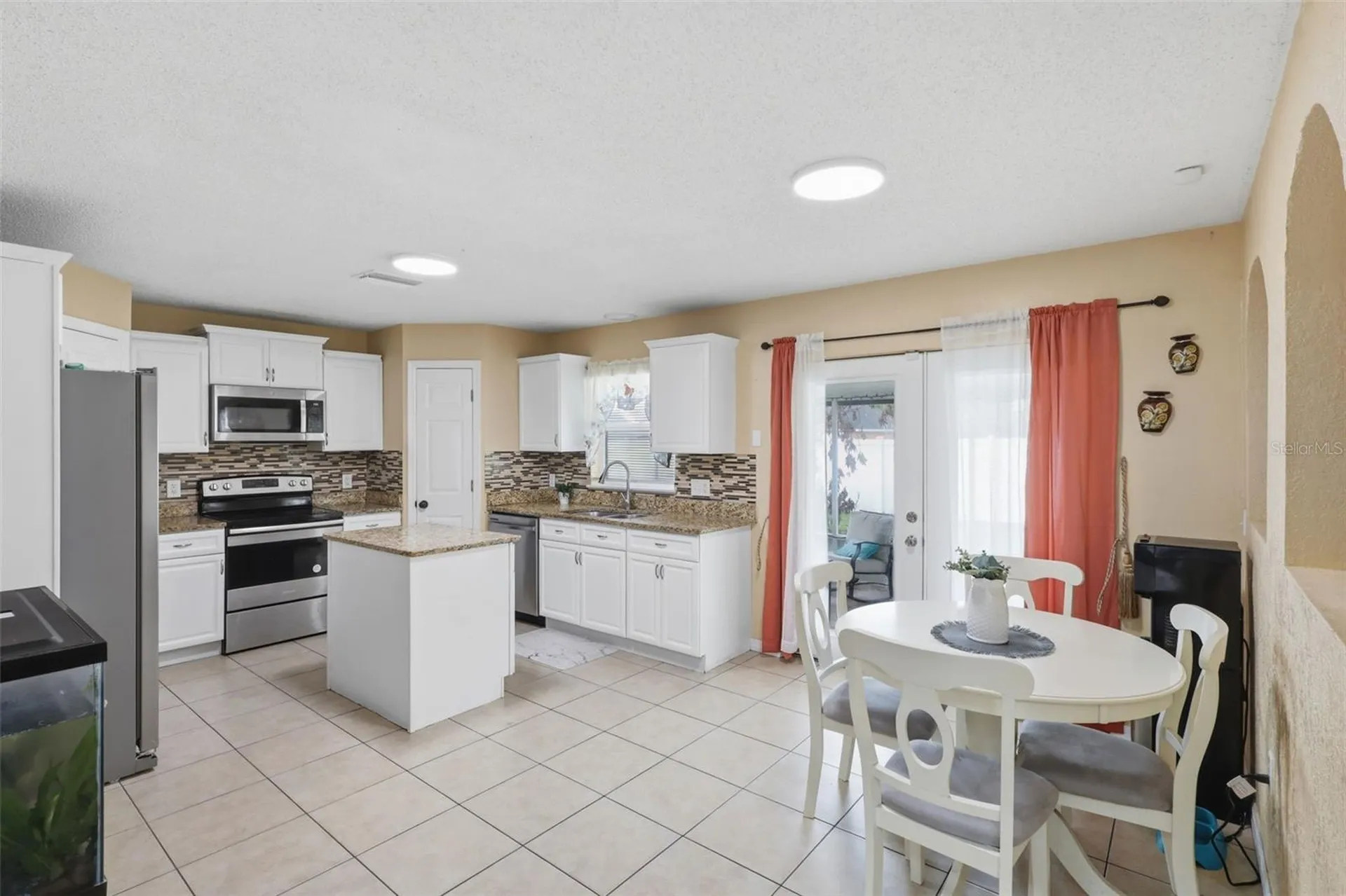 1142 Normandy Drive Kissimmee FL 34759