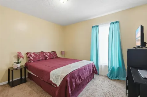 1142 Normandy Drive Kissimmee FL 34759