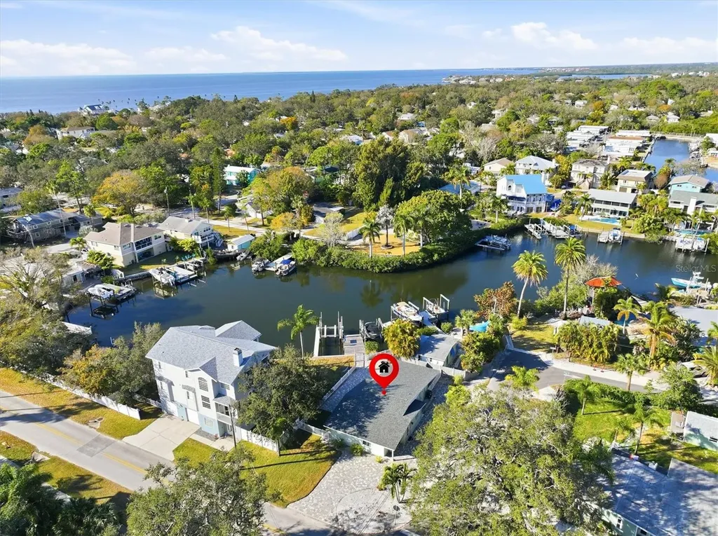 302 Georgia Avenue Crystal Beach FL 34681