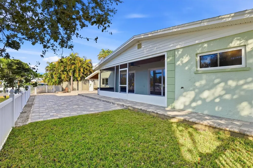 302 Georgia Avenue Crystal Beach FL 34681