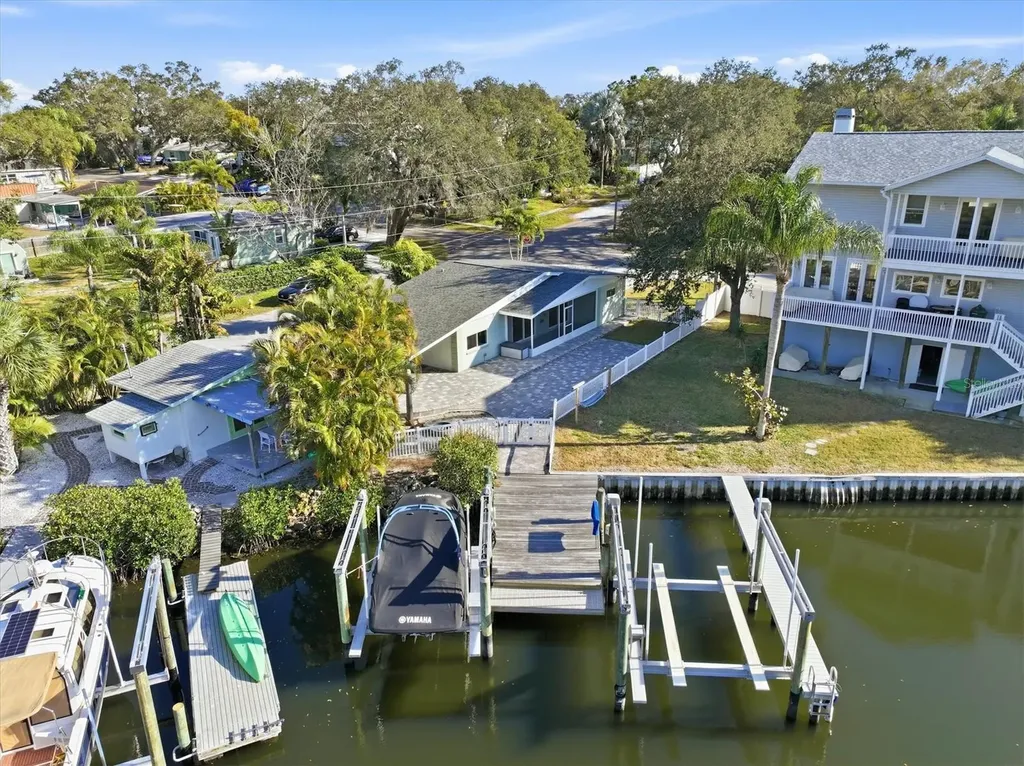 302 Georgia Avenue Crystal Beach FL 34681