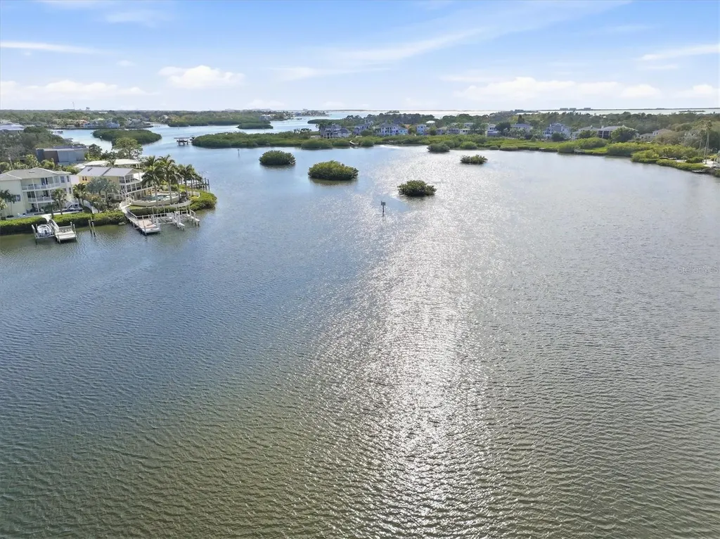 302 Georgia Avenue Crystal Beach FL 34681