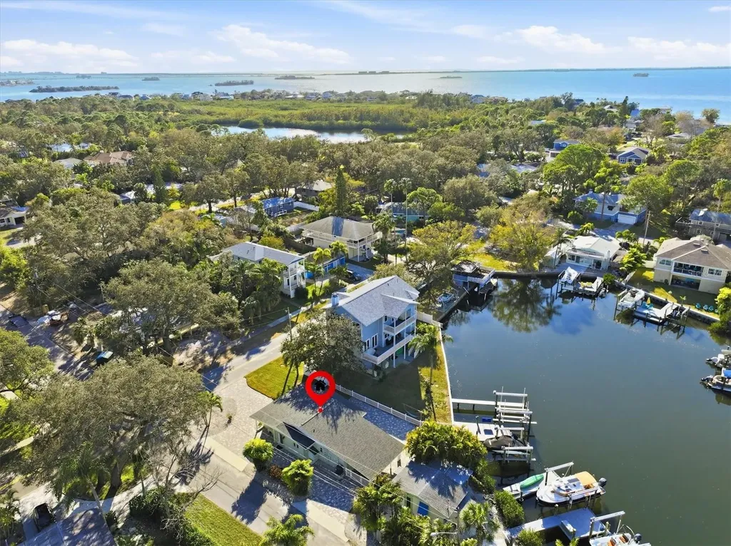 302 Georgia Avenue Crystal Beach FL 34681