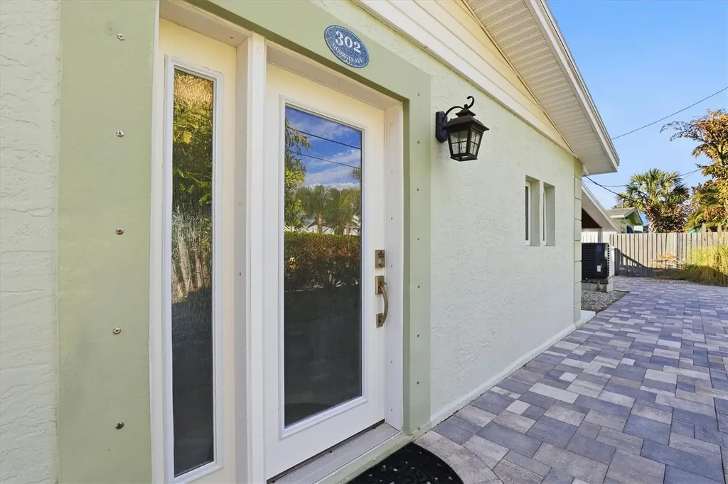 302 Georgia Avenue Crystal Beach FL 34681