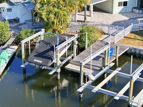 302 Georgia Avenue Crystal Beach FL 34681