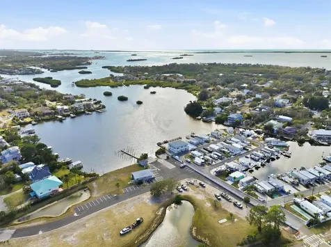 302 Georgia Avenue Crystal Beach FL 34681
