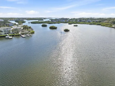 302 Georgia Avenue Crystal Beach FL 34681